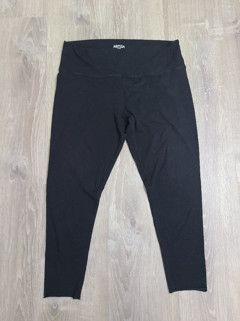 Aritzia Special Edition Heroes at Heart High Rise Leggings Black - Size XXL